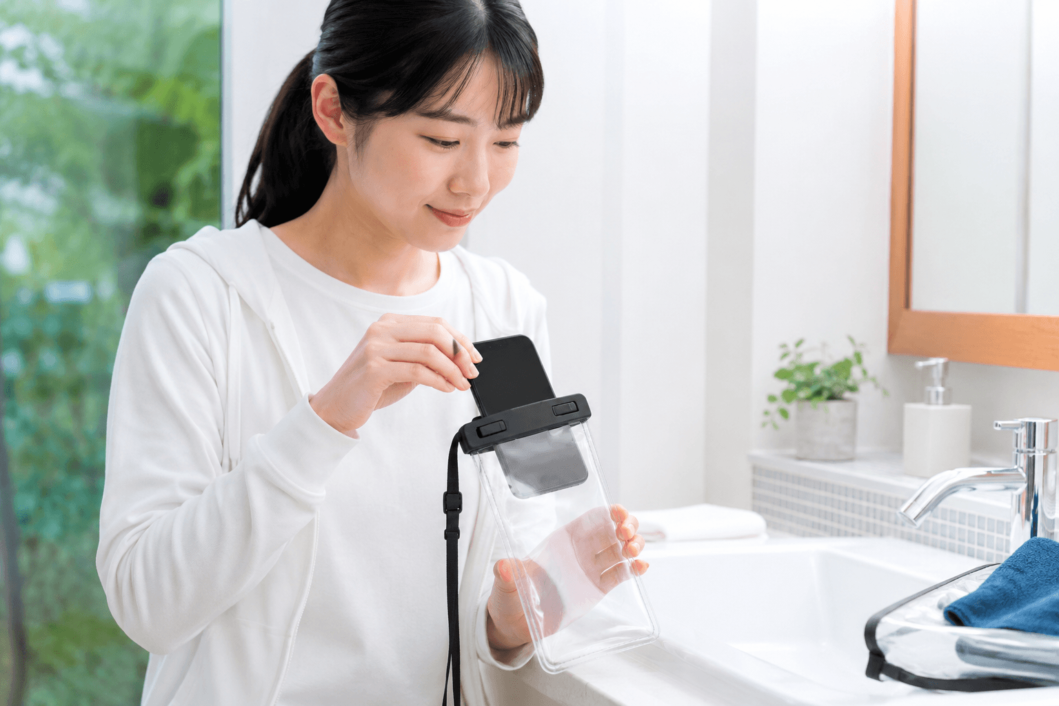 スマホを水没から守る方法
