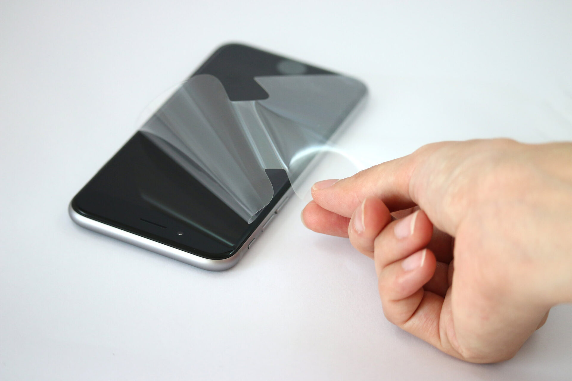 スマホの画面の砂嵐を予防するための方法