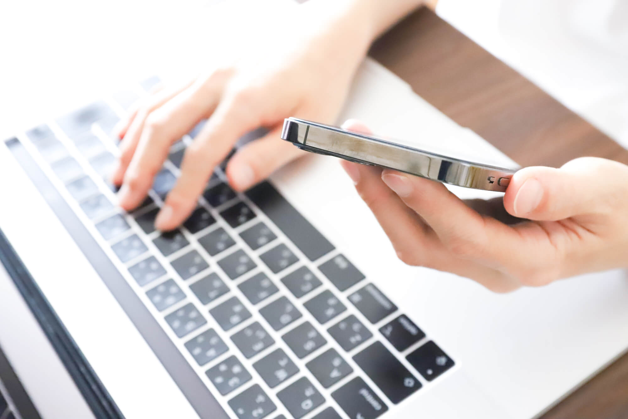 スマホのバッテリーを交換する前にすべきこと