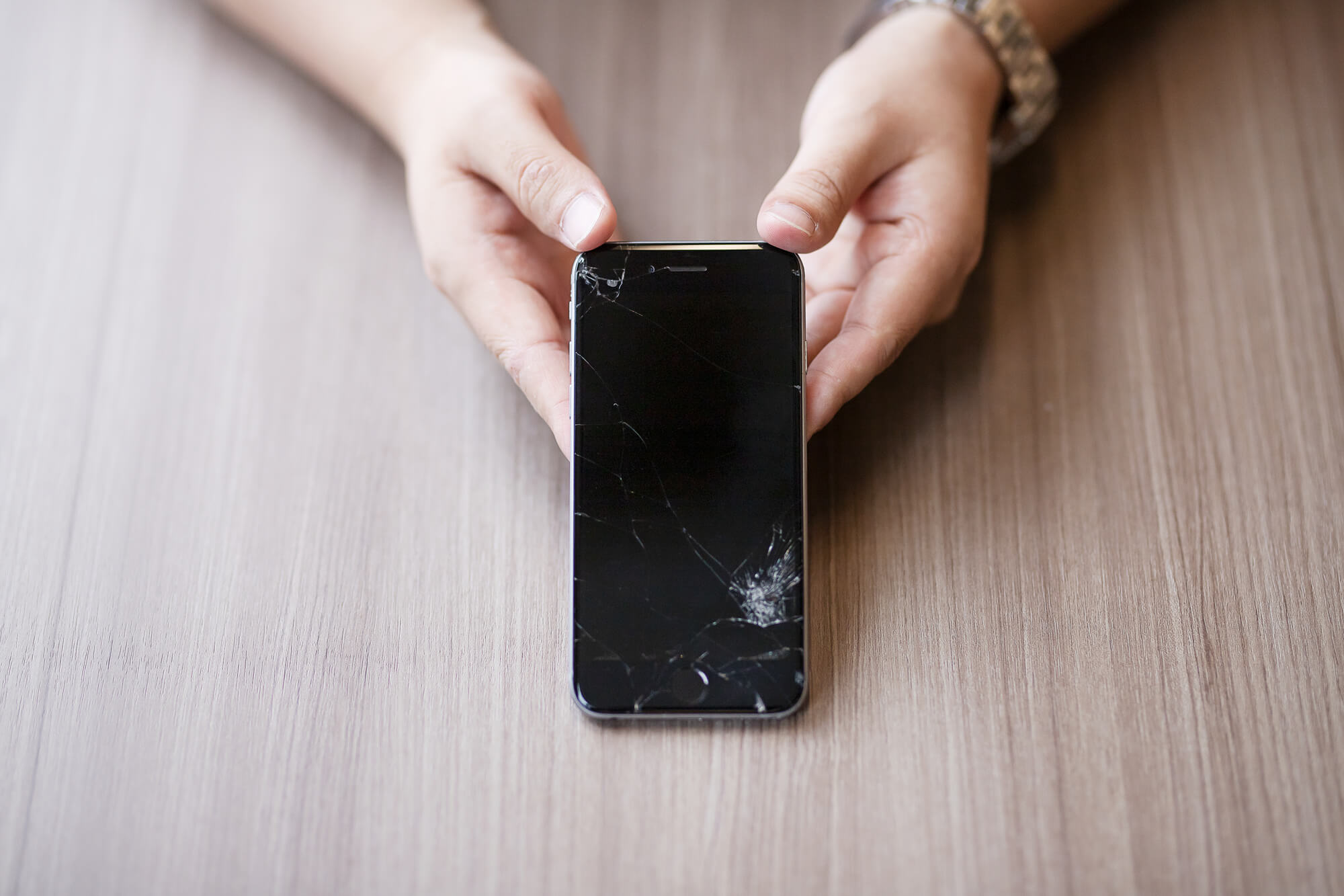 データを消さずに復旧・修理できるケースとは