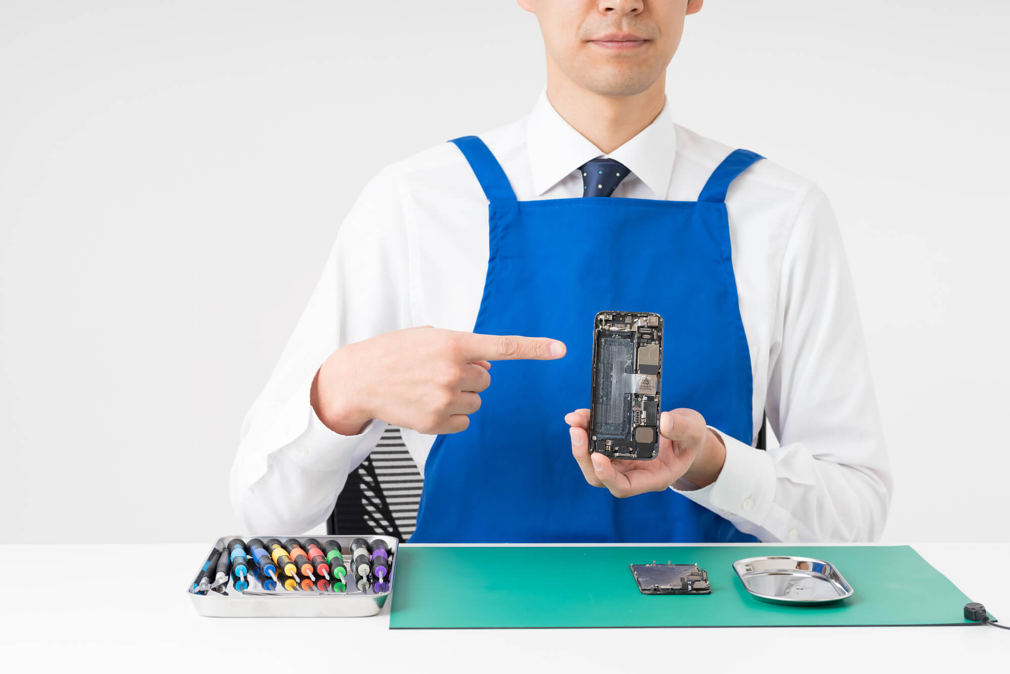 データ復旧を成功させるために修理業者が徹底すべきこととは