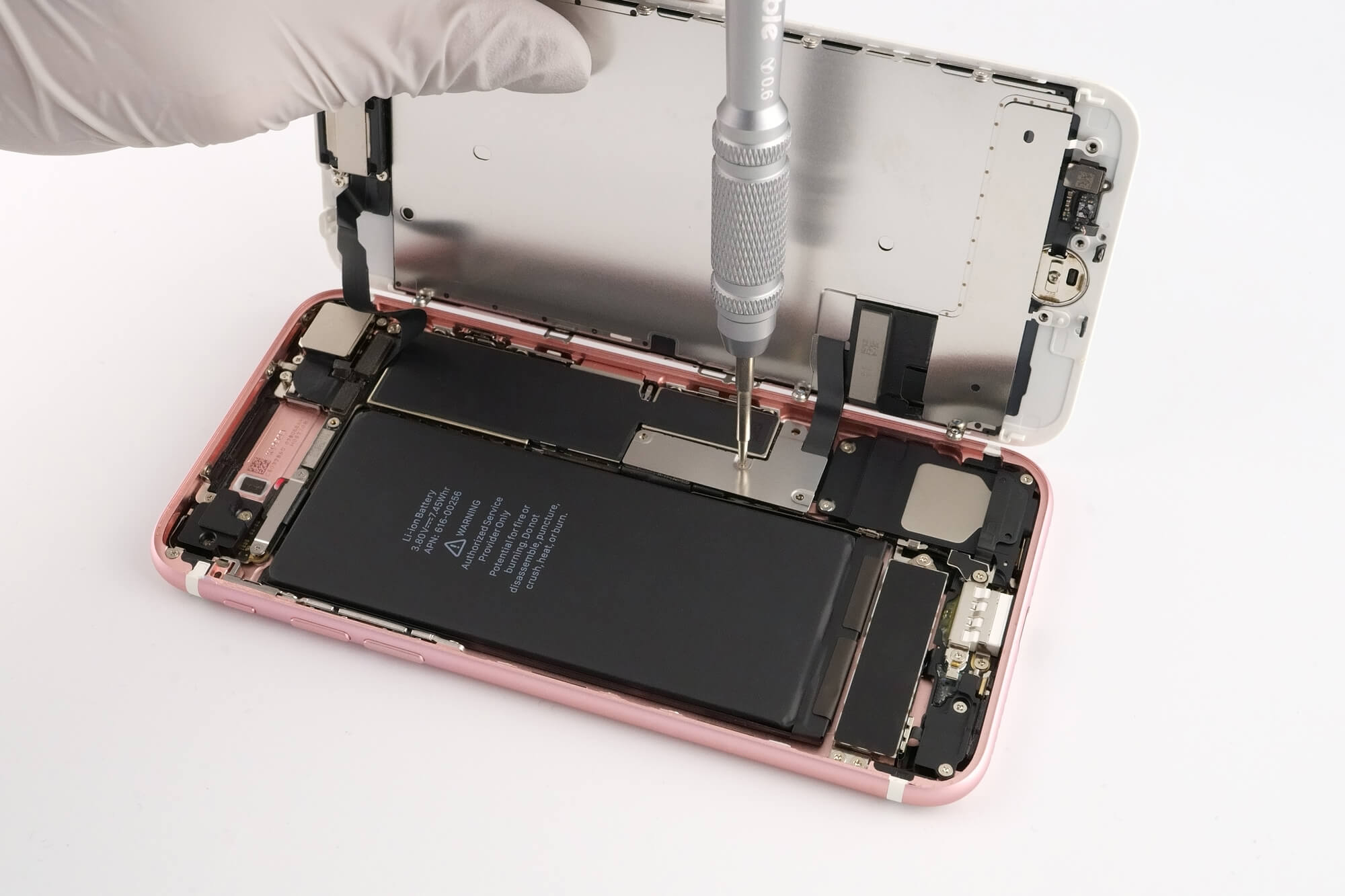 iPhone15のバッテリーが劣化すると発生しやすくなる問題