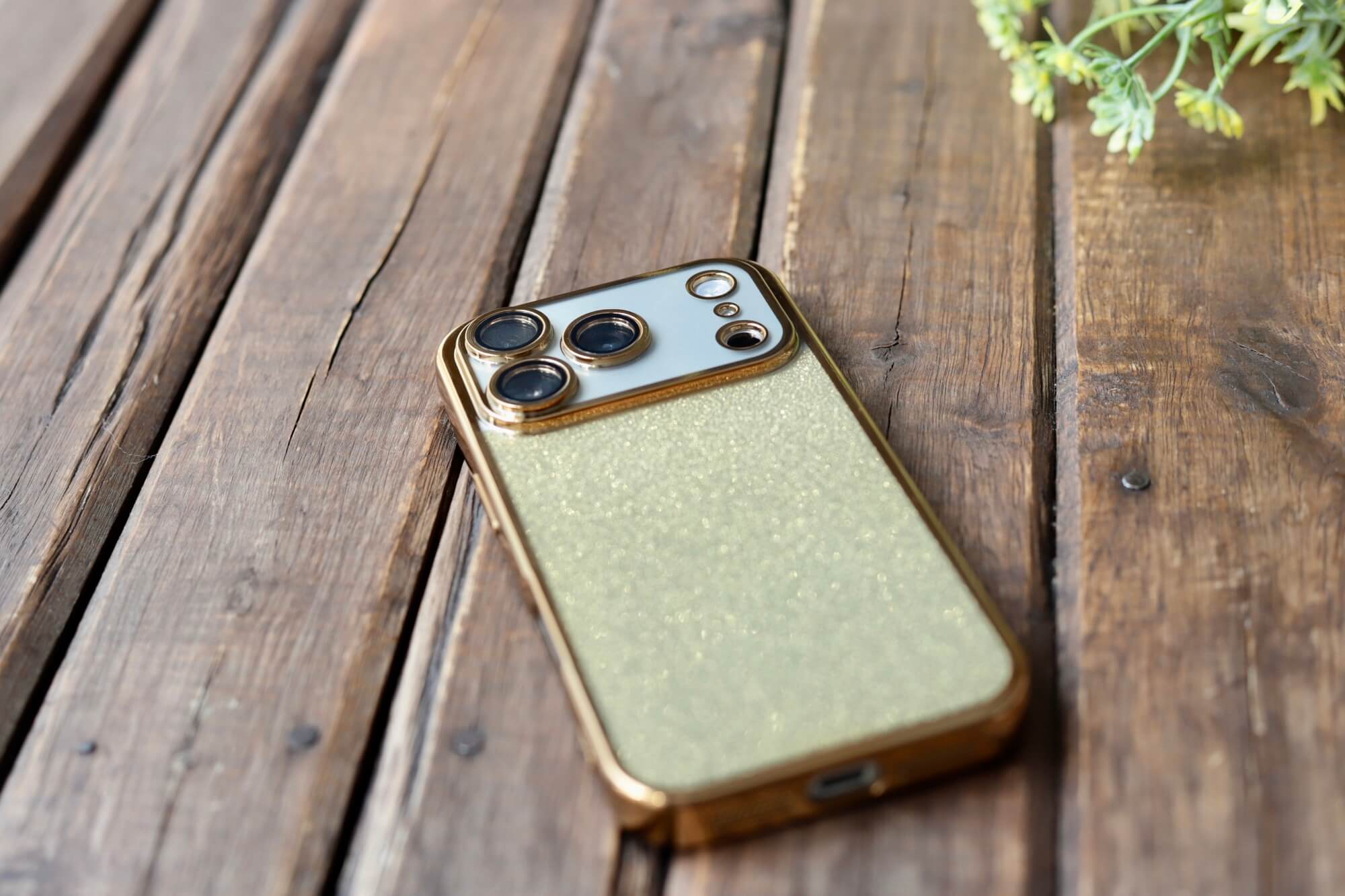iPhone13が水没した時の応急処置【やるべきこと】